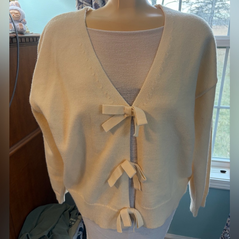 Boutique Cream Bow Sweater